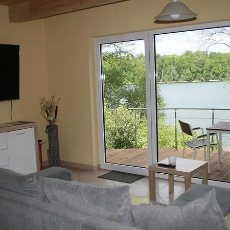 Haus Am Pinnower Semesterbostad *