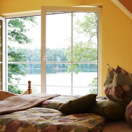 Haus Am Pinnower Semesterbostad *